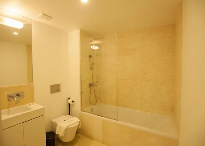 Flh Intendente Chic With Rooftop Pool Appartement Lissabon